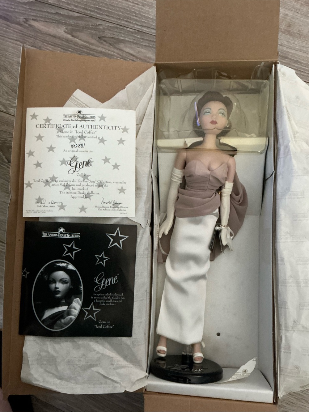 NIB Ashton Drake Mel Odom Gene Doll Iced Coffee